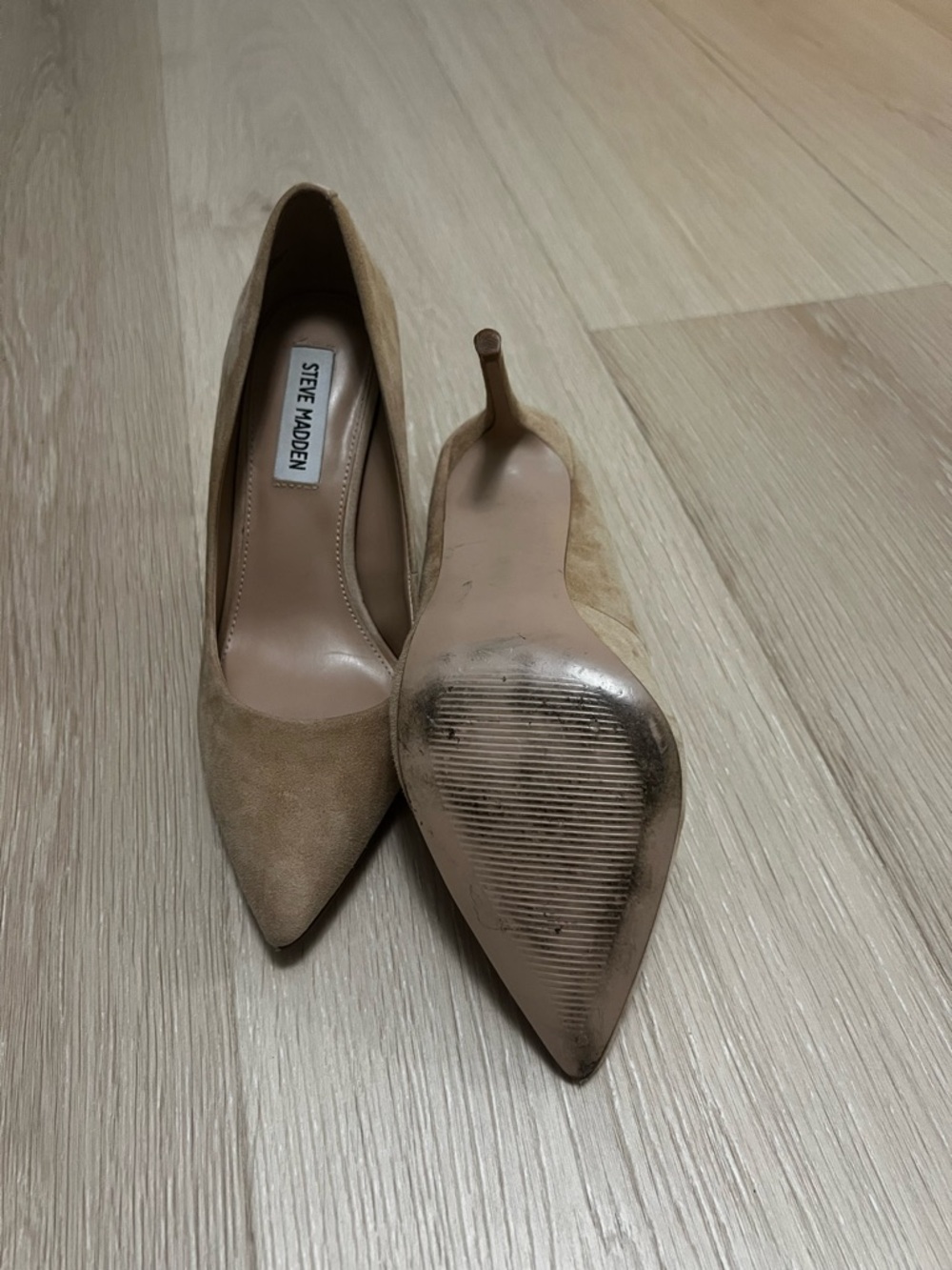 Steve Madden Beige Suede Pointed-Toe Pumps - Picture 4 of 4